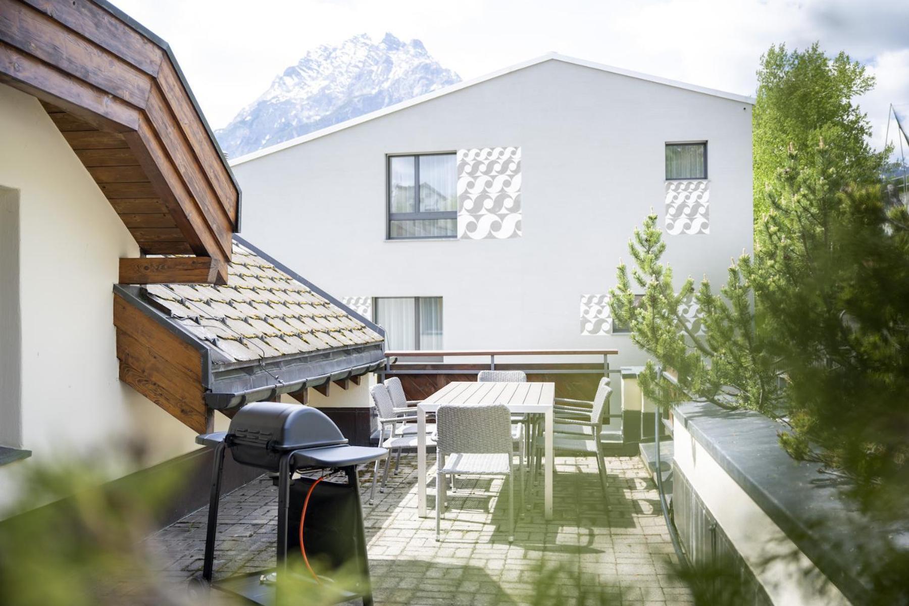 Ferienwohnung Chasa Stradun 400 Scuol Exterior foto